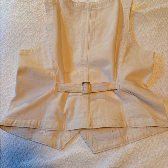 Banana Republic Cream Button-Up Vest - Picture 3 of 3